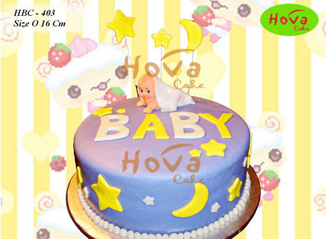 Moon and Stars Themed Baby Cake untuk Baby Birthday Cake